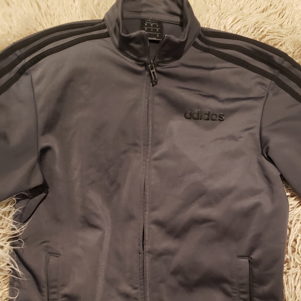 Adidas jacket - Picture 2 of 6